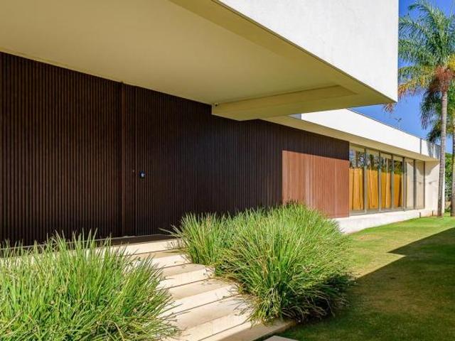 Casa venda em Região Geográfica Imediata do Distrito Federal, Região Integrada de Desenvolvimento do Distrito Federal e Entorno
