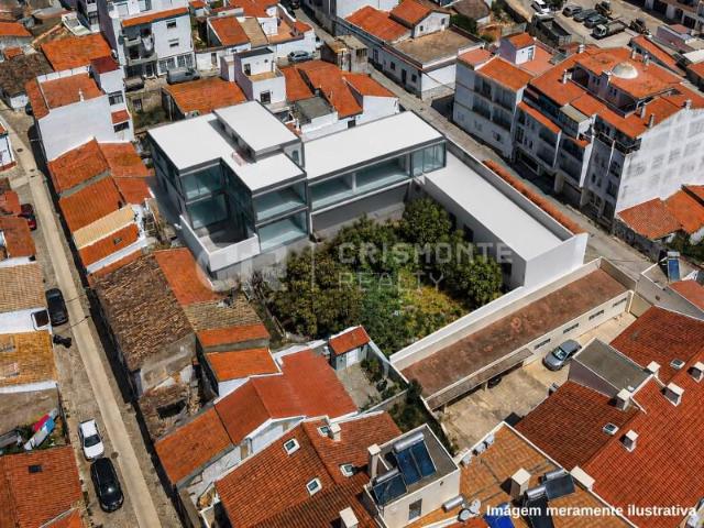 Terreno venda em Lagoa, Faro