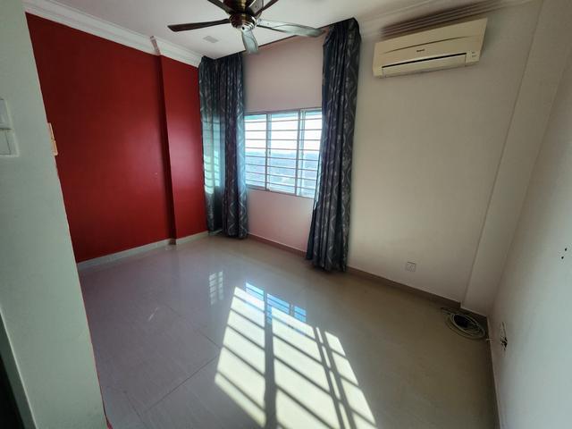 Condominium for sale in Petaling, Alam Impian
