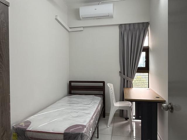 Room for rent in Petaling, Damansara Damai