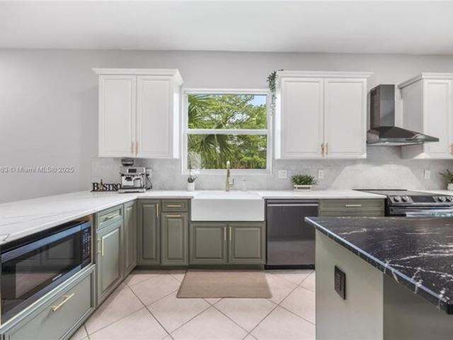 House for sale in Tamarac