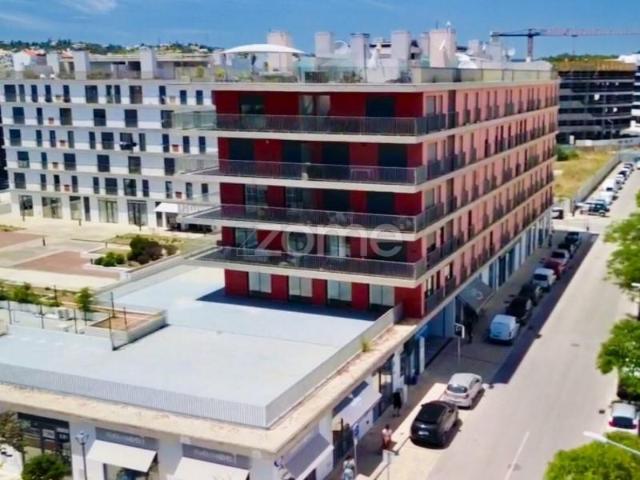Garagem alugar em Lagos, Faro