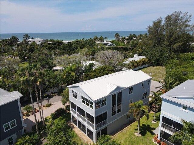 House for sale in Longboat Key