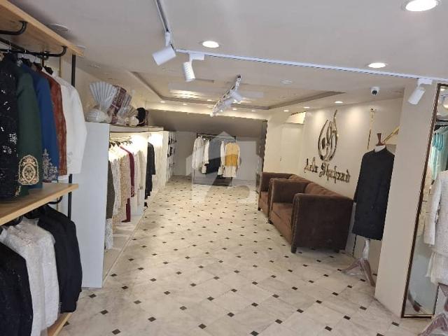 Commercial for sale in لاہور, لاہور ڈویژن