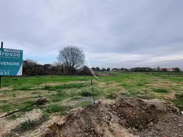 Terrain vente à Les Sables-d'Olonne, L'aiguillon-sur-vie