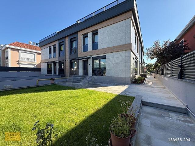 Bakirköy, İstanbul içerisinde satılık Villa
