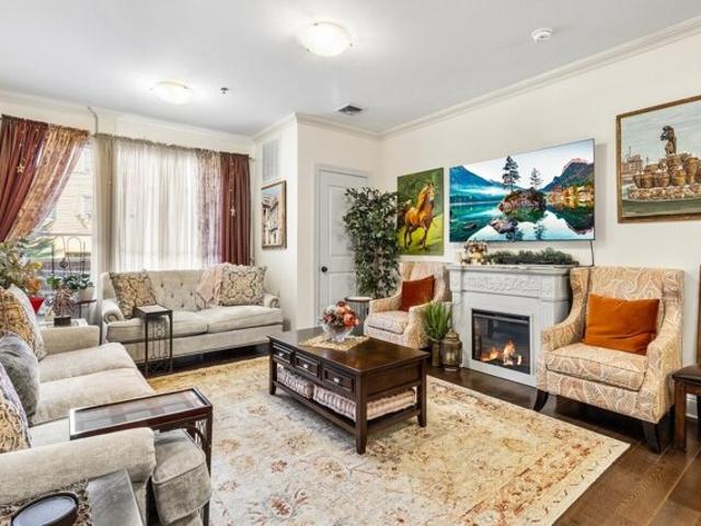 Condo for sale in Cliffside Park, New Jersey