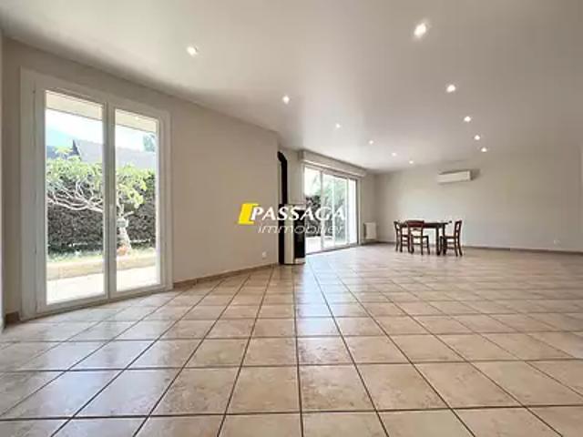 Maison location à Rodez, Laissac