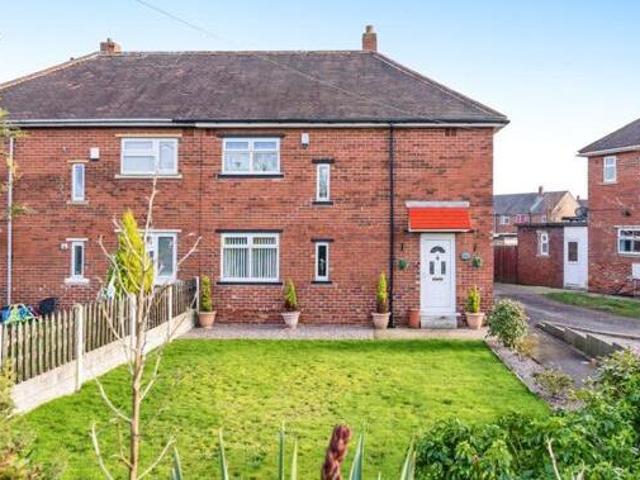 House for sale in Royston, South Yorkshire