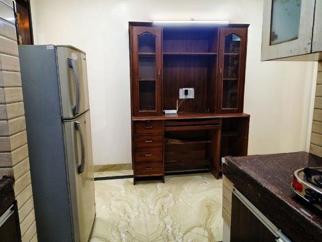 Flat for rent in Deri