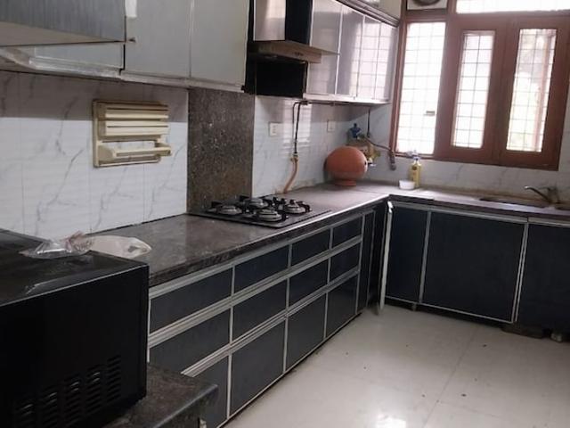 Property for sale in Deri