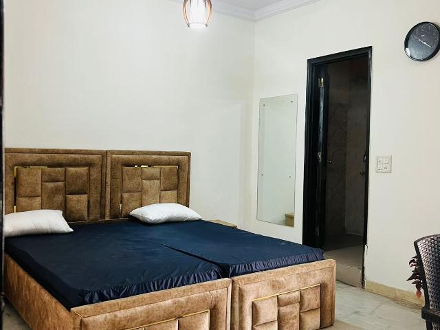 Property for rent in Deri