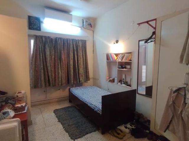 Flat for rent in Deri