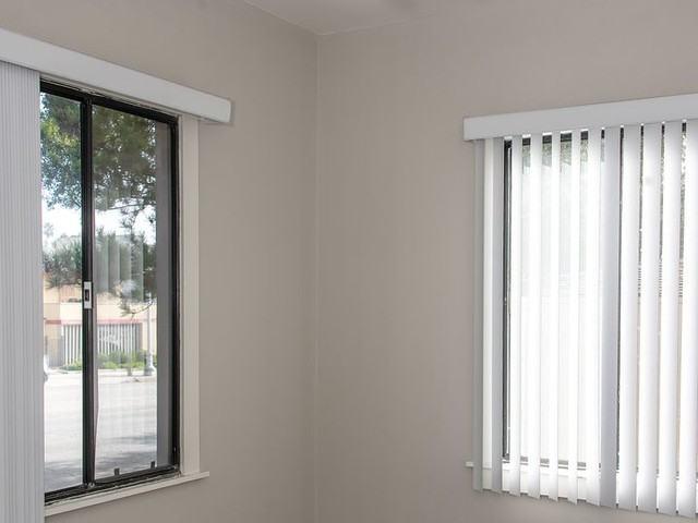 Apartment for rent in Washington Square, Pasadena