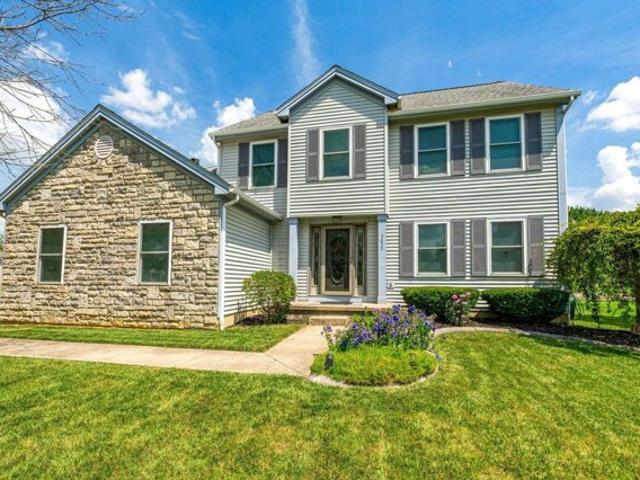 House for sale in Grove City