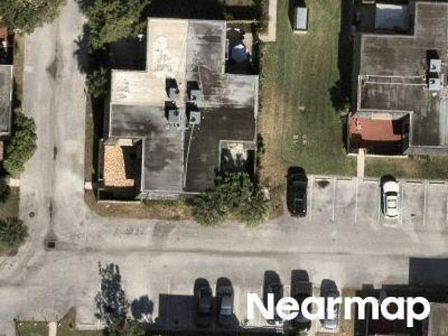 Townhouse for sale in Lake Worth