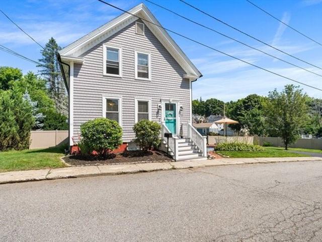 House for sale in Amesbury, Massachusetts