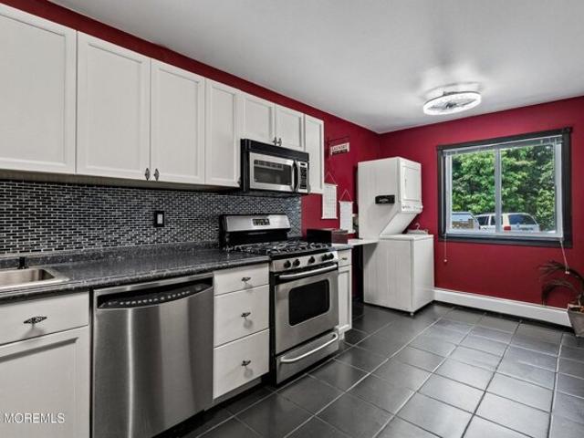 Condo for sale in East Brunswick, New Jersey