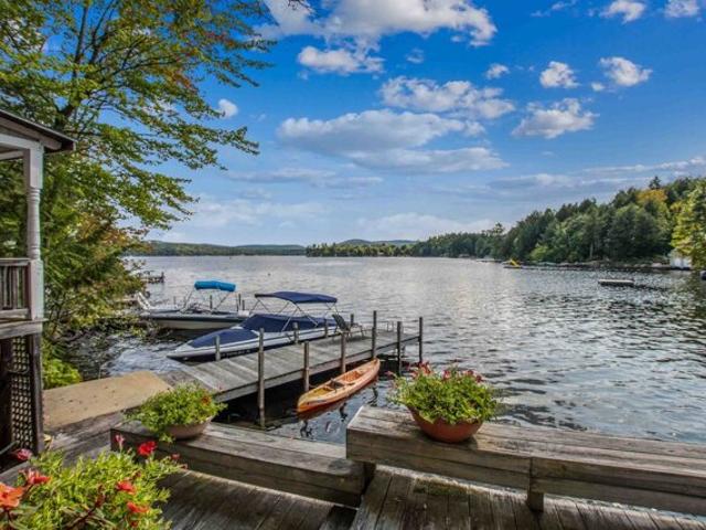 House for sale in Sunapee