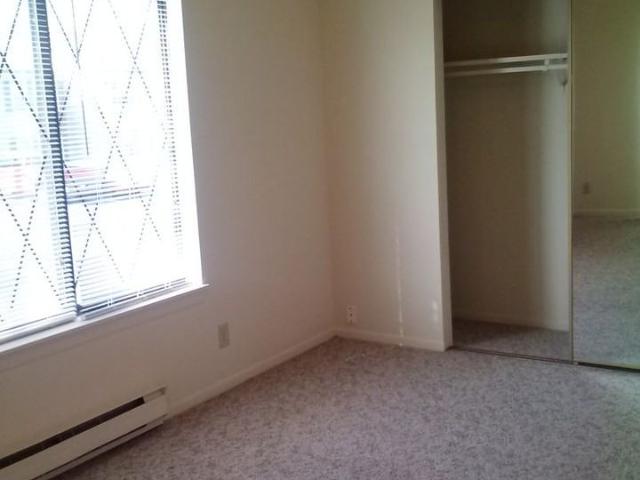 Apartment for rent in South Milwaukee, Wisconsin