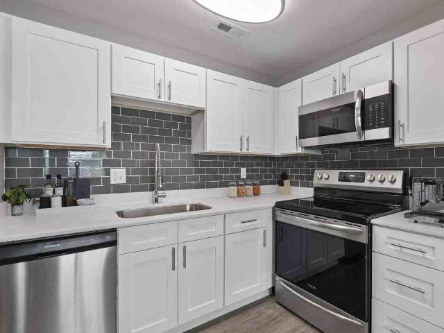 Apartment for rent in Camby, Indiana