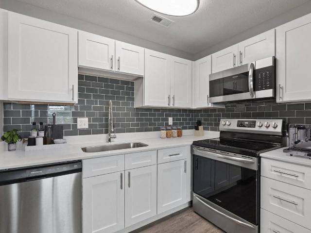 Apartment for rent in Camby, Indiana