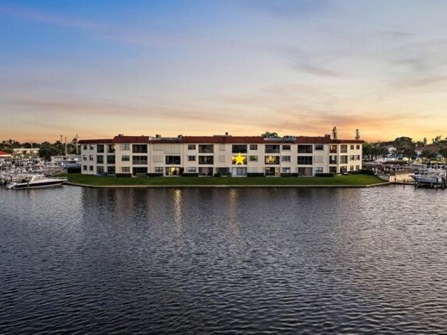 Condo for sale in North Palm Beach, Florida