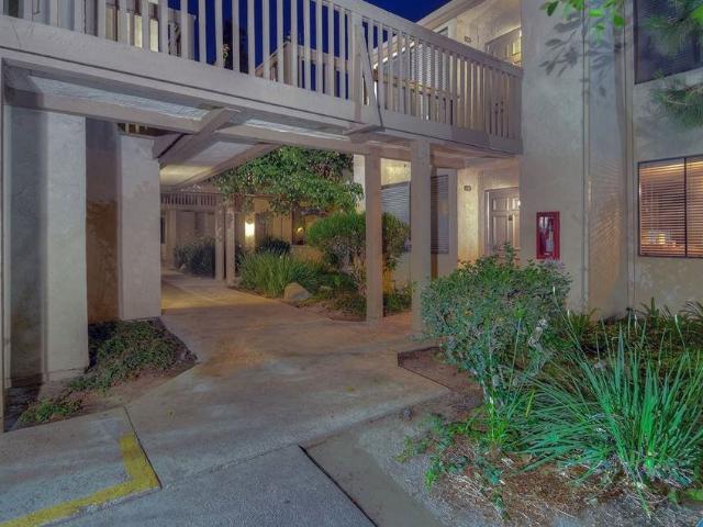 Apartment for rent in Santa Ana, California
