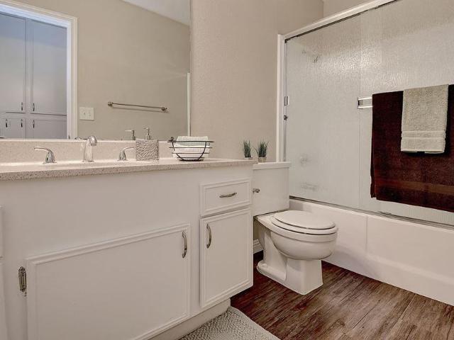 Apartment for rent in Santa Ana, California