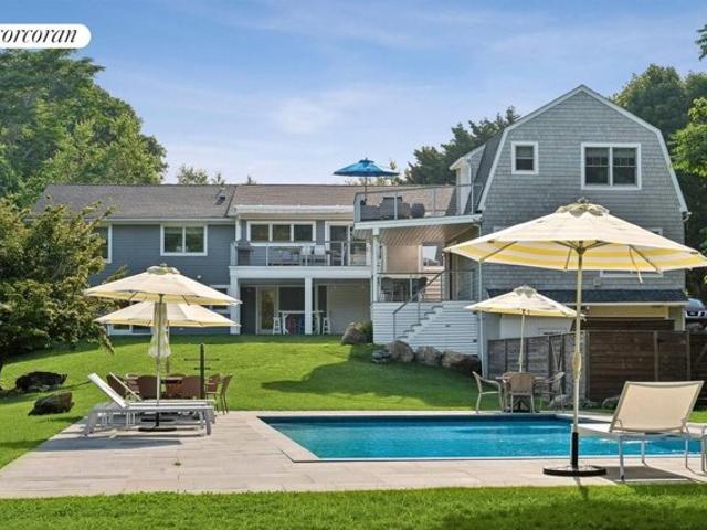 House for sale in Shelter Island