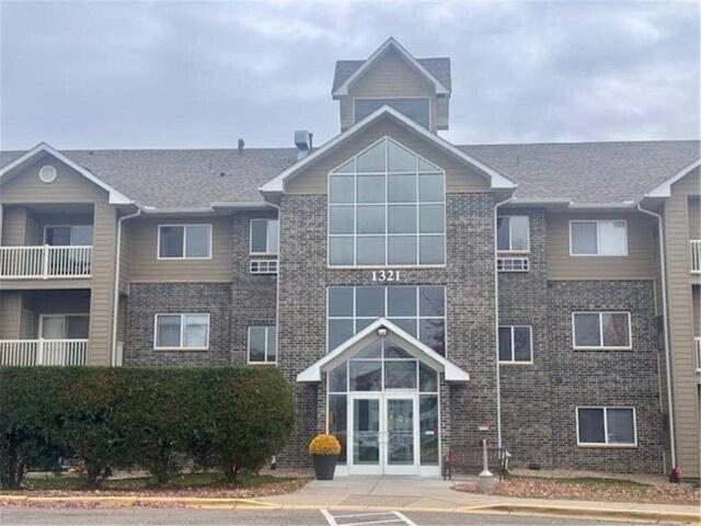 Condo for sale in Chanhassen, Minnesota