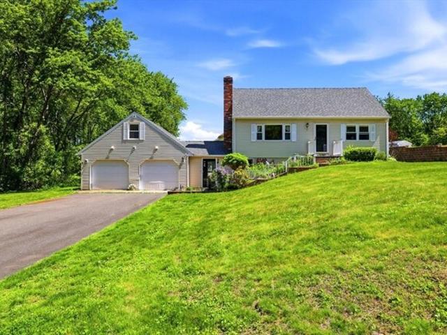 House for sale in Hampden, Massachusetts