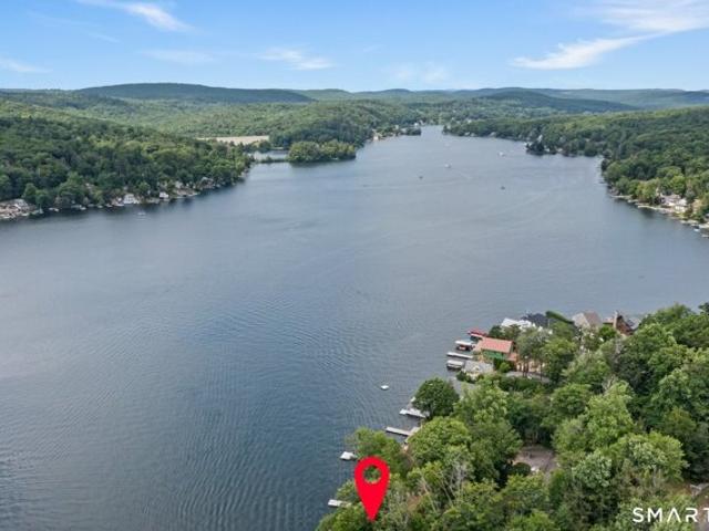 House for sale in Winchester Center, Connecticut