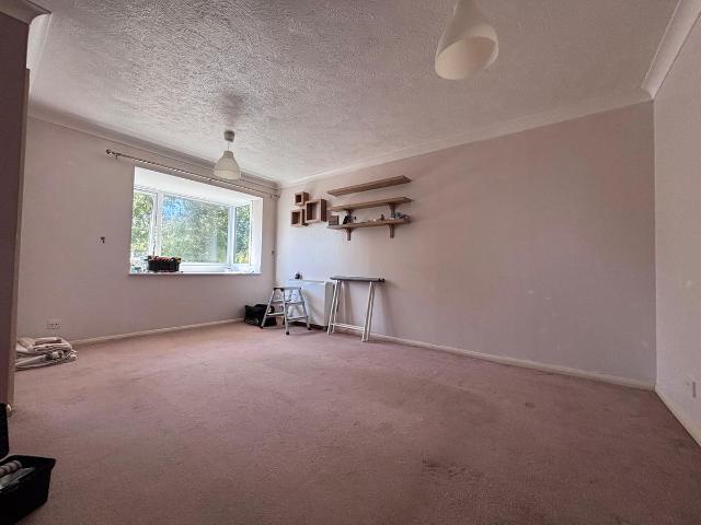 Apartment for rent in Peacehaven, Lewes
