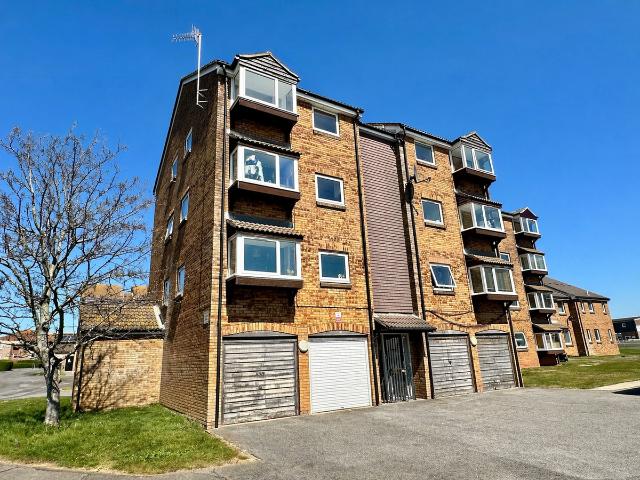 Apartment for rent in Peacehaven, Iford