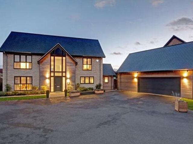 House for sale in Corby