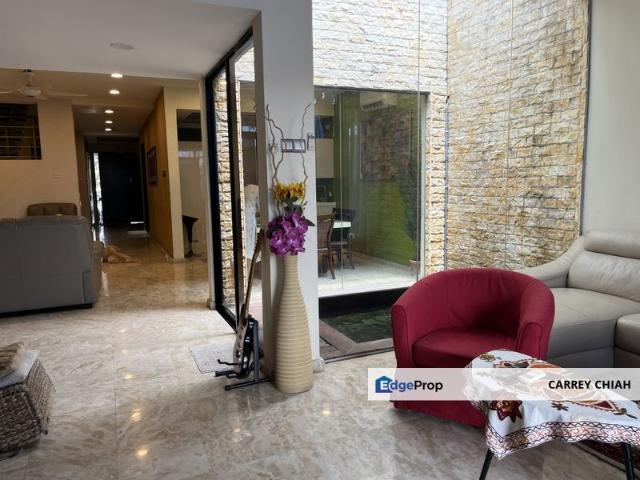 House for sale in Petaling, Subang Jaya