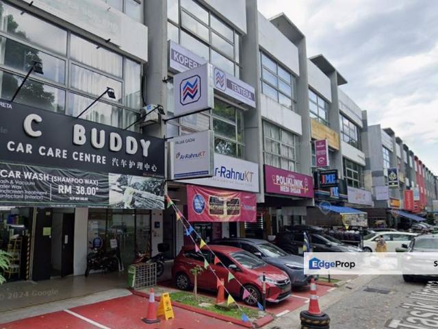 Shop for rent in Sungai Besi, Kuala Lumpur