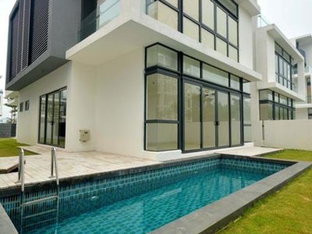 House for sale in Country Heights Damansara, Kuala Lumpur
