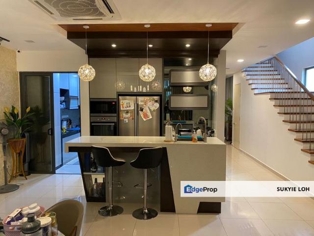 House for sale in Country Heights Damansara, Kuala Lumpur