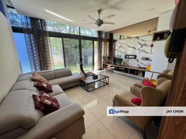 House for sale in Country Heights Damansara, Kuala Lumpur