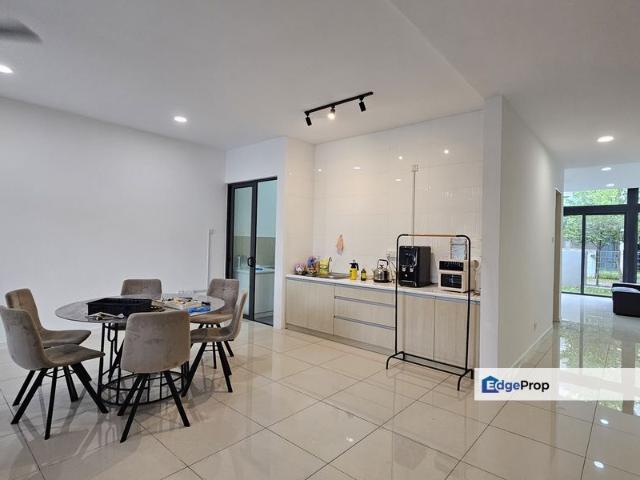 House for sale in Country Heights Damansara, Kuala Lumpur