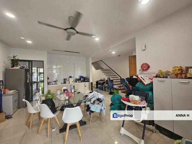 House for sale in Country Heights Damansara, Kuala Lumpur