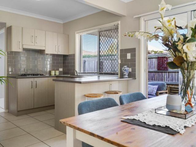 Townhouse for rent in Griffin, Greater Brisbane