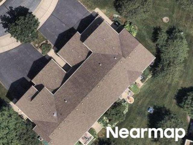 Condo for sale in Algonquin, Illinois