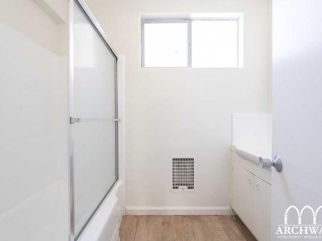 Apartment for rent in Glendale, California