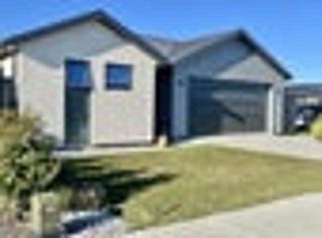 House for rent in Otakou