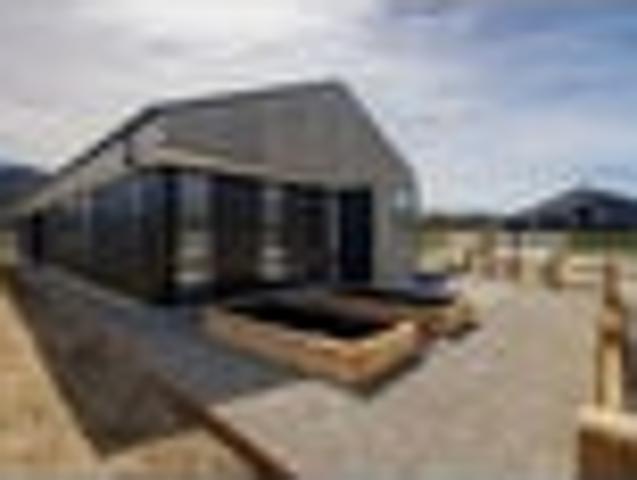 House for rent in Otakou