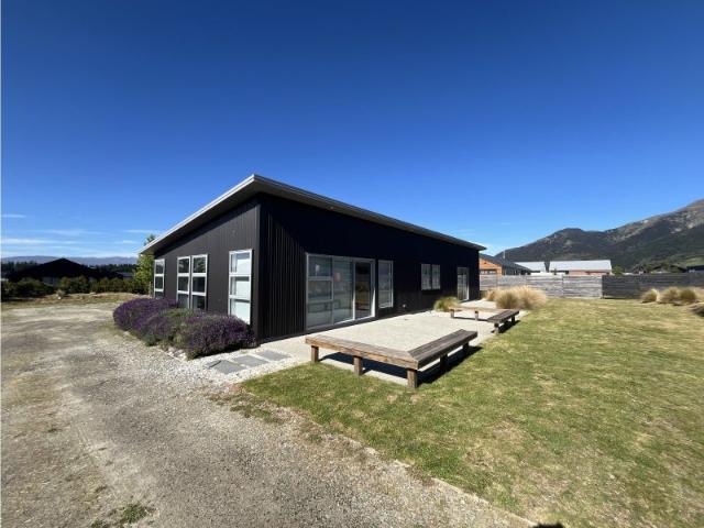House for rent in Otakou