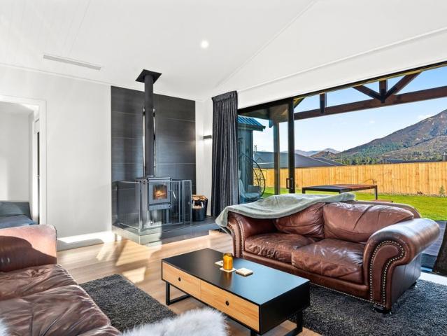 House for rent in Otakou